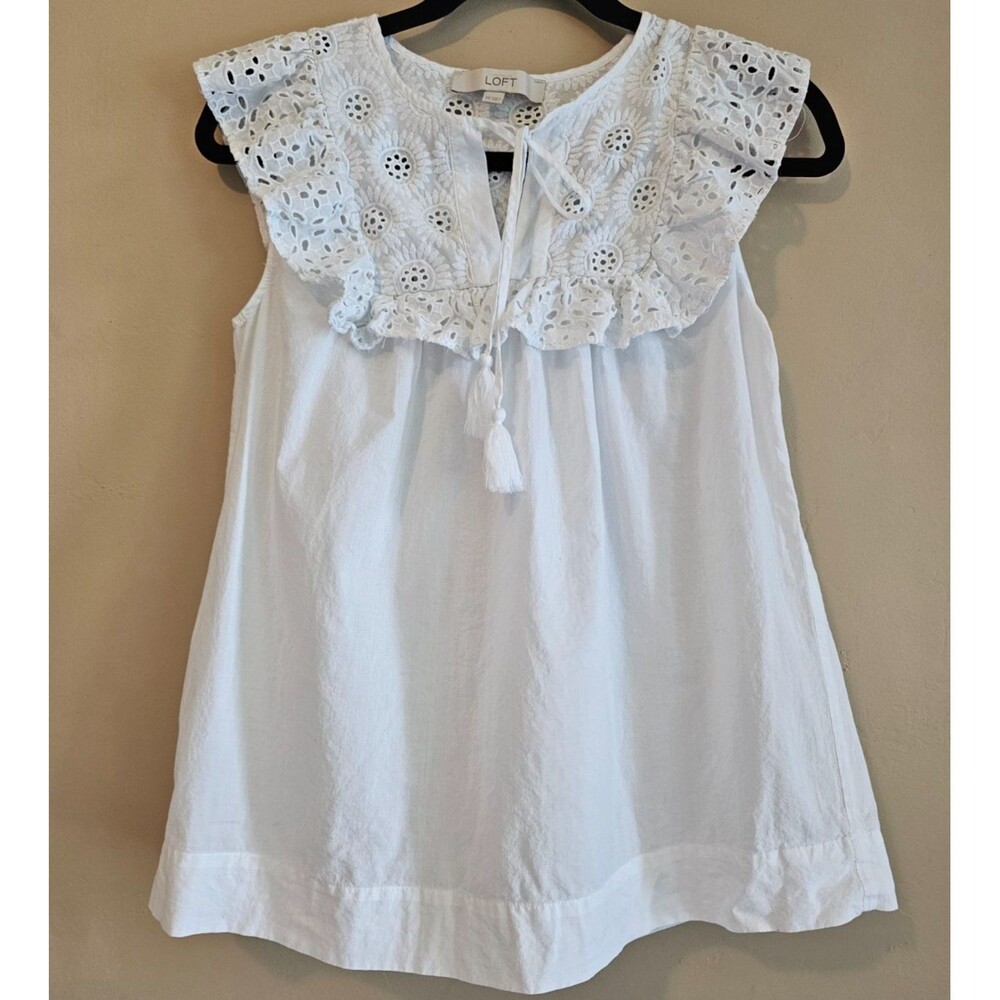 LOFT Women’s White Camisole lace smocked tank, boho, XS, beach vibes
